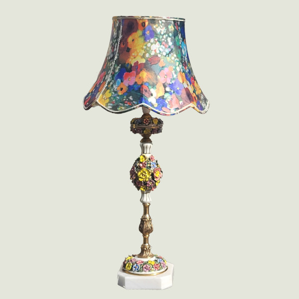 lampe céramique fleurie